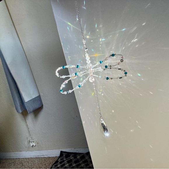 Handmade Dragonfly Suncatcher. - Picture 3 of 10